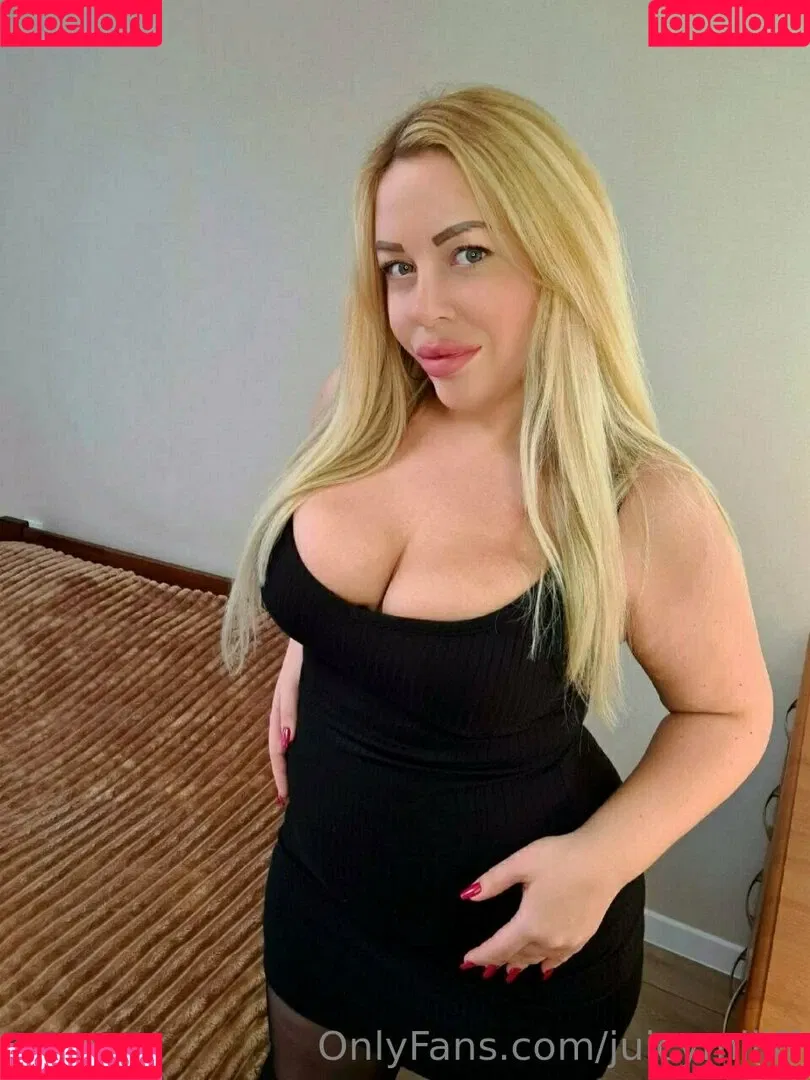 biancastarz / biancatarot Onlyfans Photo Gallery 