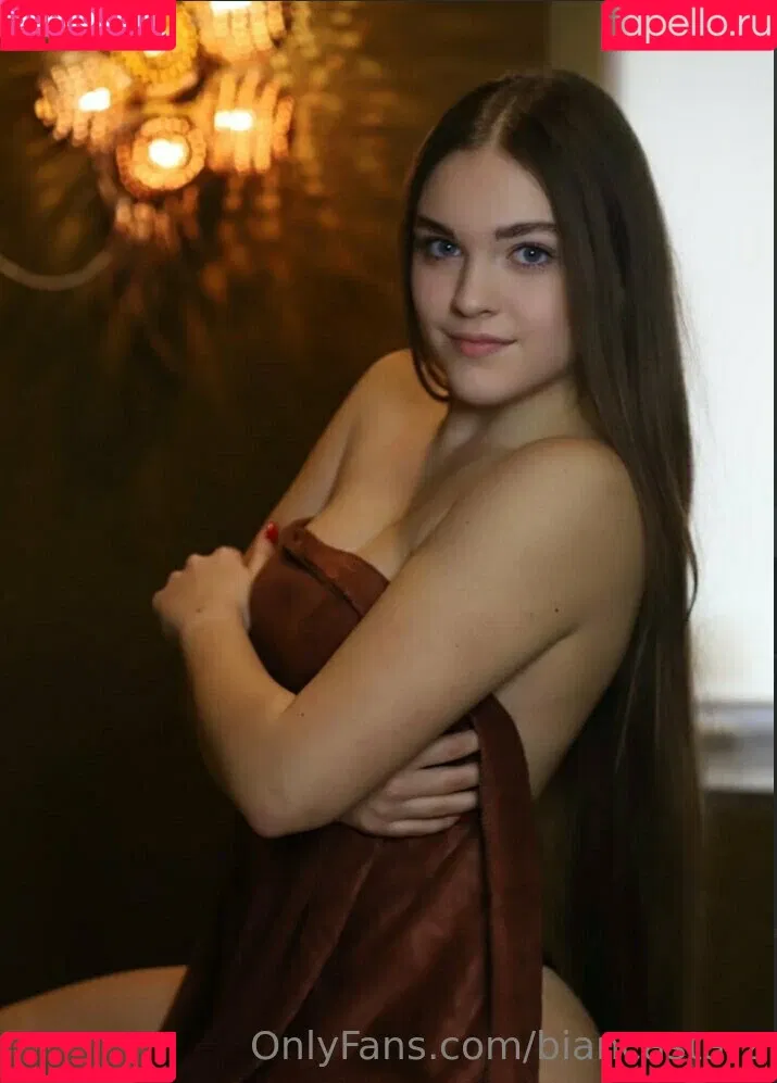 biancastarz / biancatarot Onlyfans Photo Gallery 