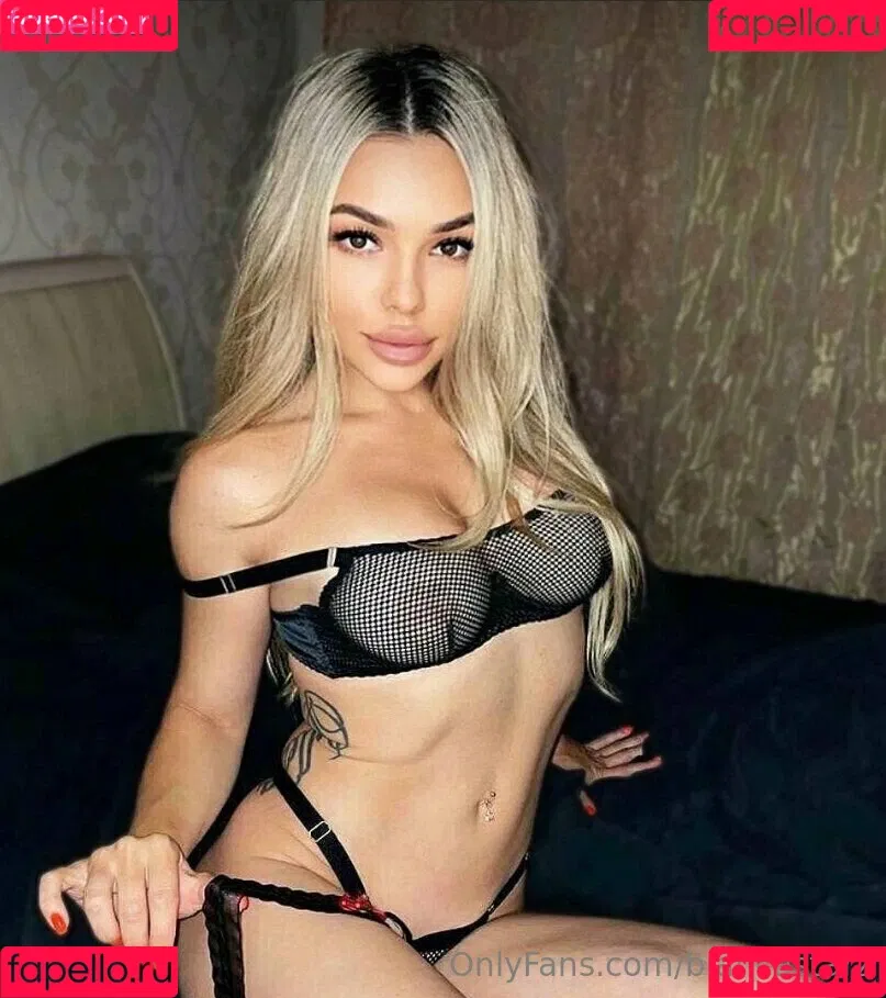 biancastarz / biancatarot Onlyfans Photo Gallery 