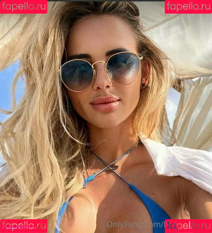 biancastarz / biancatarot Onlyfans Photo Gallery 