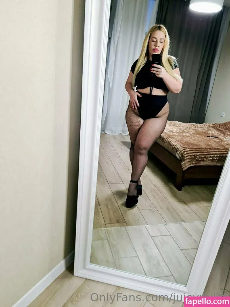 biancastarz / biancatarot Onlyfans Photo Gallery 