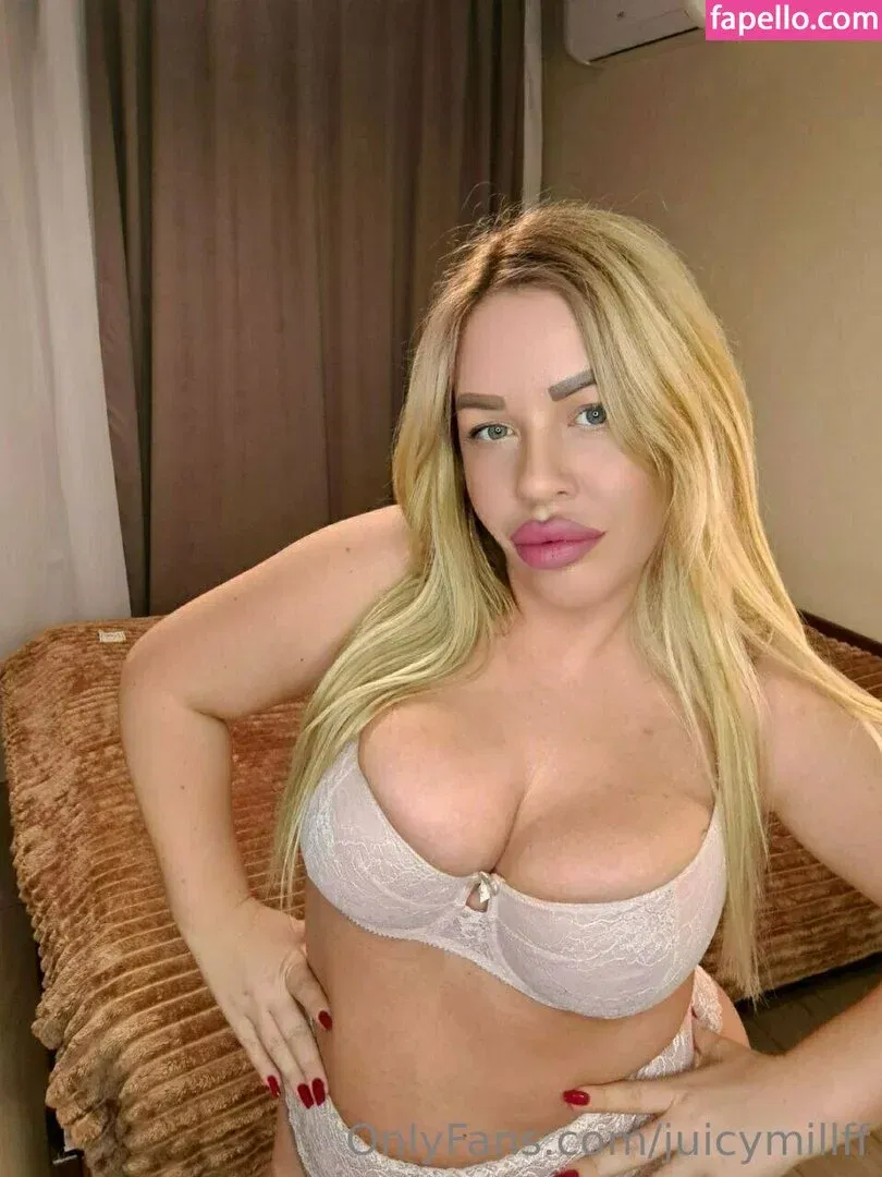 biancastarz / biancatarot Onlyfans Photo Gallery 