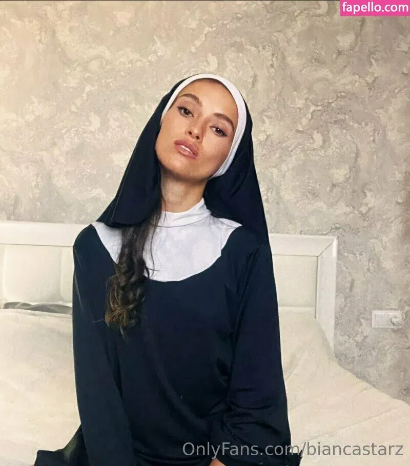 biancastarz / biancatarot Onlyfans Photo Gallery 