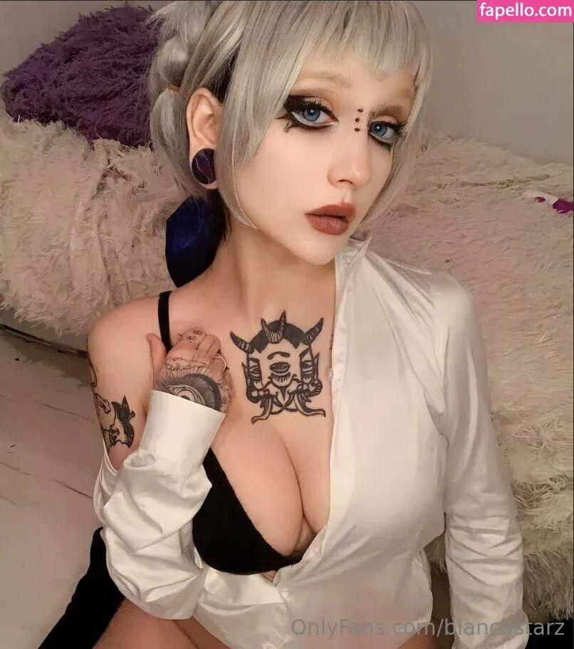 biancastarz / biancatarot Onlyfans Photo Gallery 