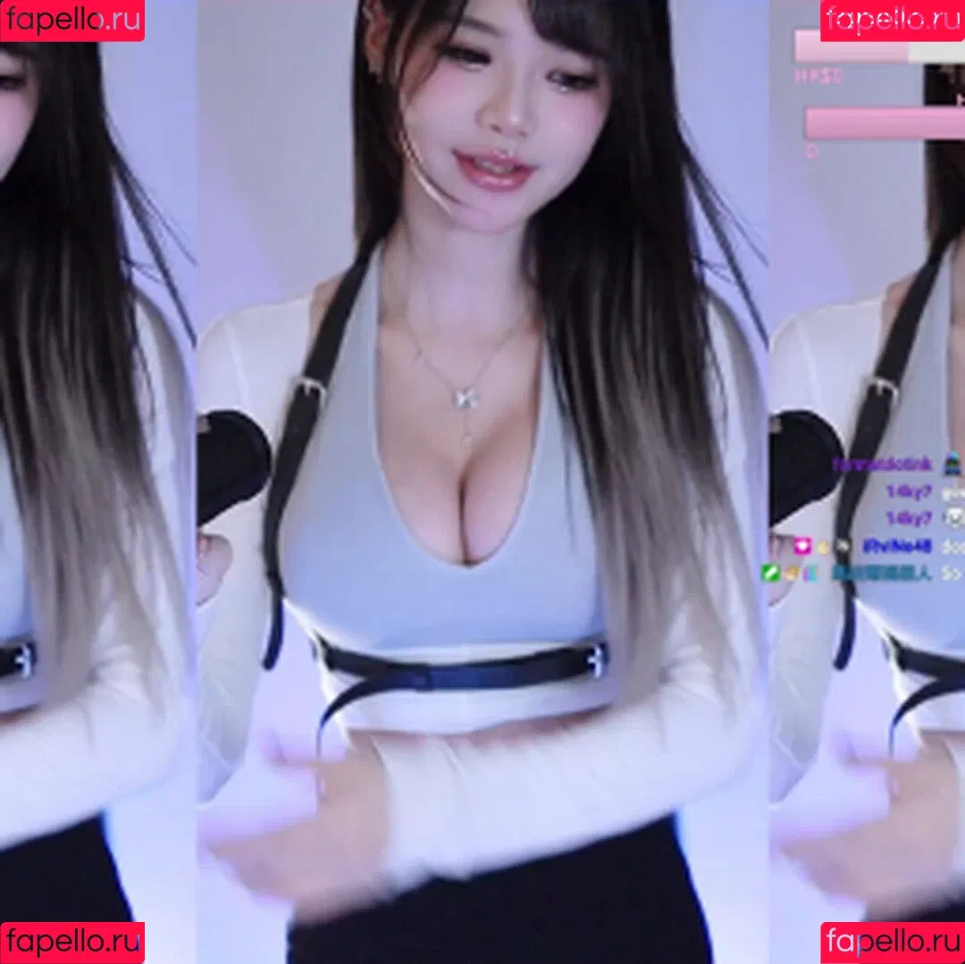 irissiri129 / irisyiyi_ / 艾怡 Onlyfans Photo Gallery 