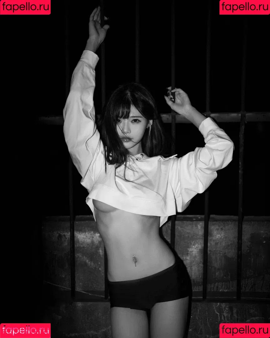 irissiri129 / irisyiyi_ / 艾怡 Onlyfans Photo Gallery 