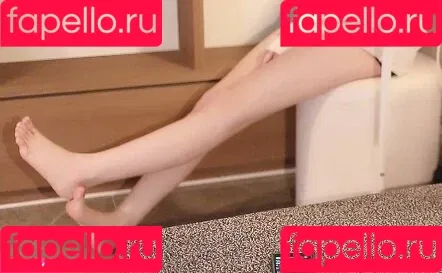 irissiri129 / irisyiyi_ / 艾怡 Onlyfans Photo Gallery 