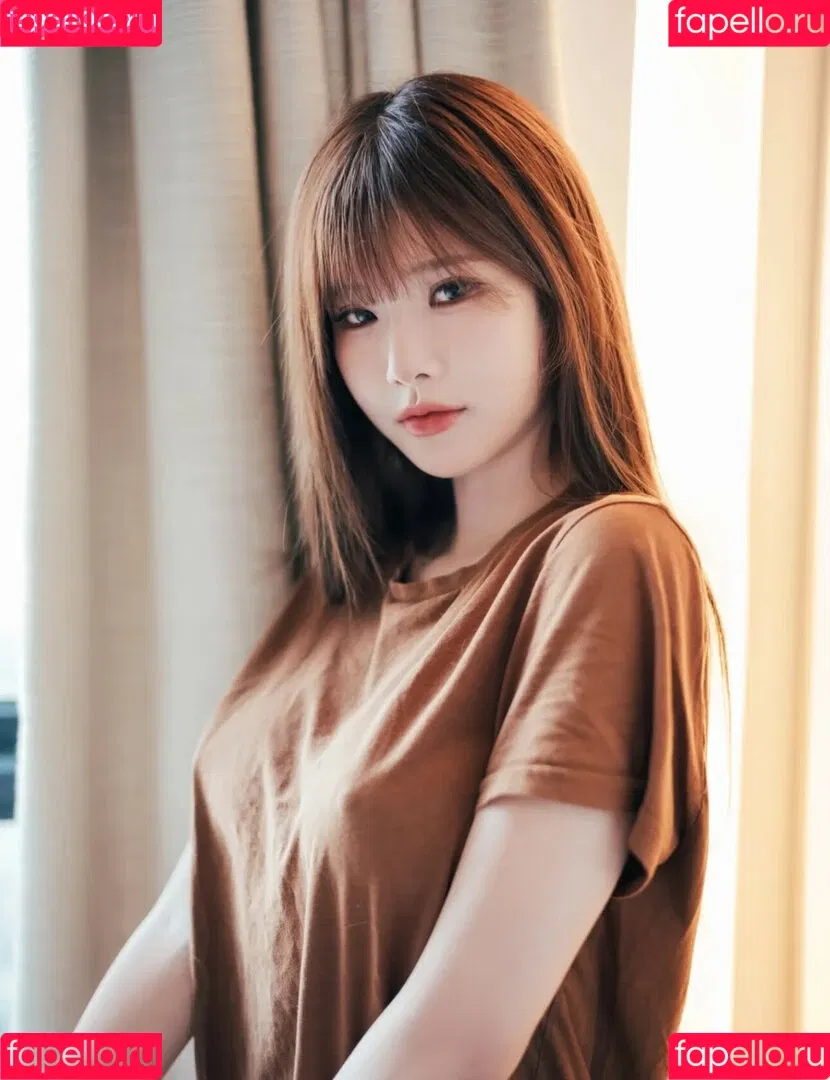 irissiri129 / irisyiyi_ / 艾怡 Onlyfans Photo Gallery 