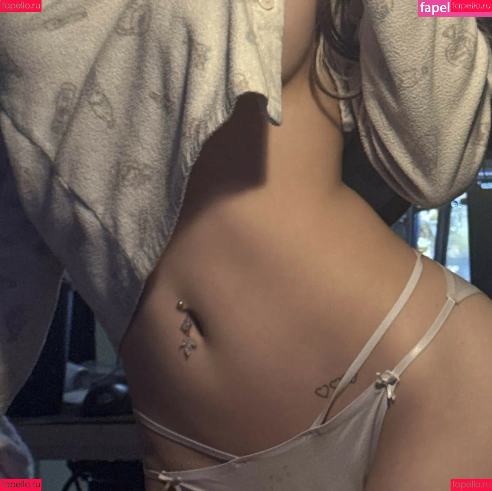 irissiri129 / irisyiyi_ / 艾怡 Onlyfans Photo Gallery 