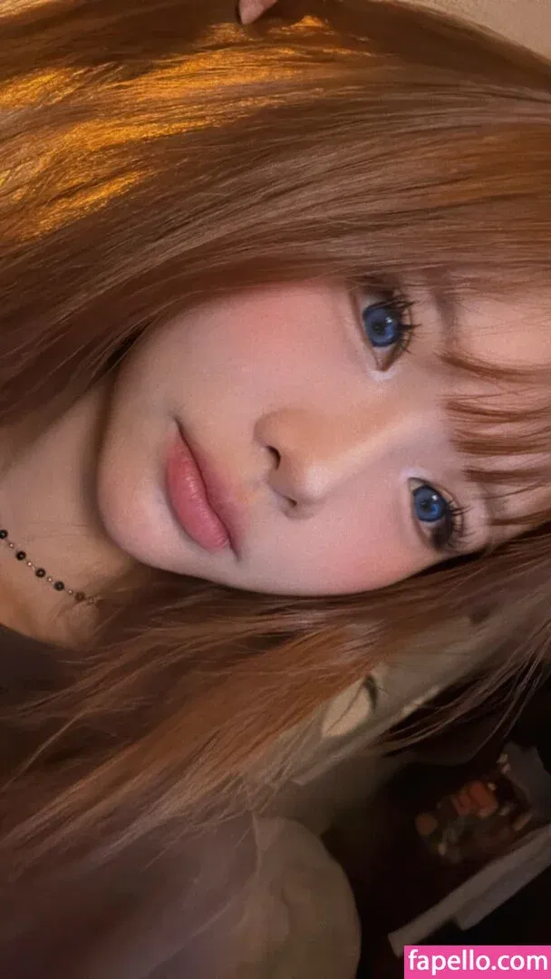 irissiri129 / irisyiyi_ / 艾怡 Onlyfans Photo Gallery 