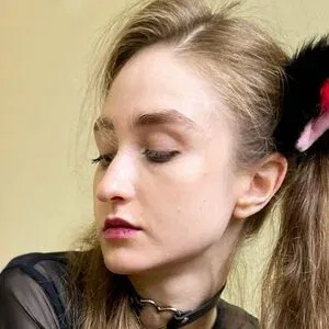 alexa1axela / alexa_sparkling_maine Onlyfans Photo Gallery 