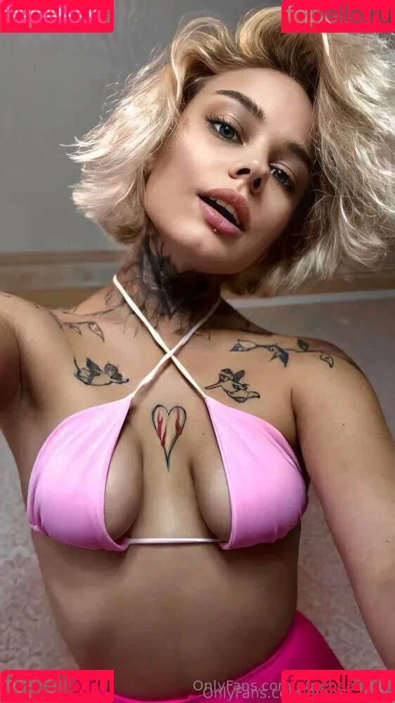 purebeautye / purebeautypurebeauty Onlyfans Photo Gallery 