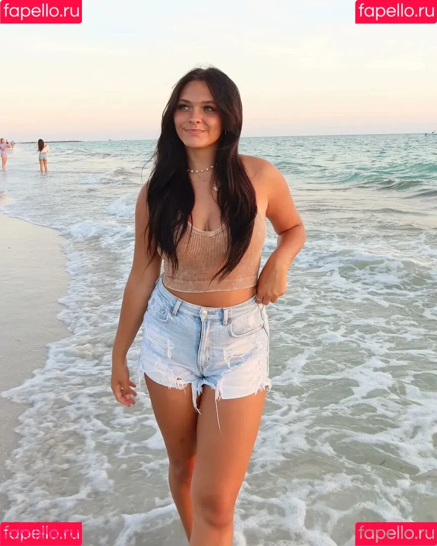 Emma Marie / emmamarie Onlyfans Photo Gallery 