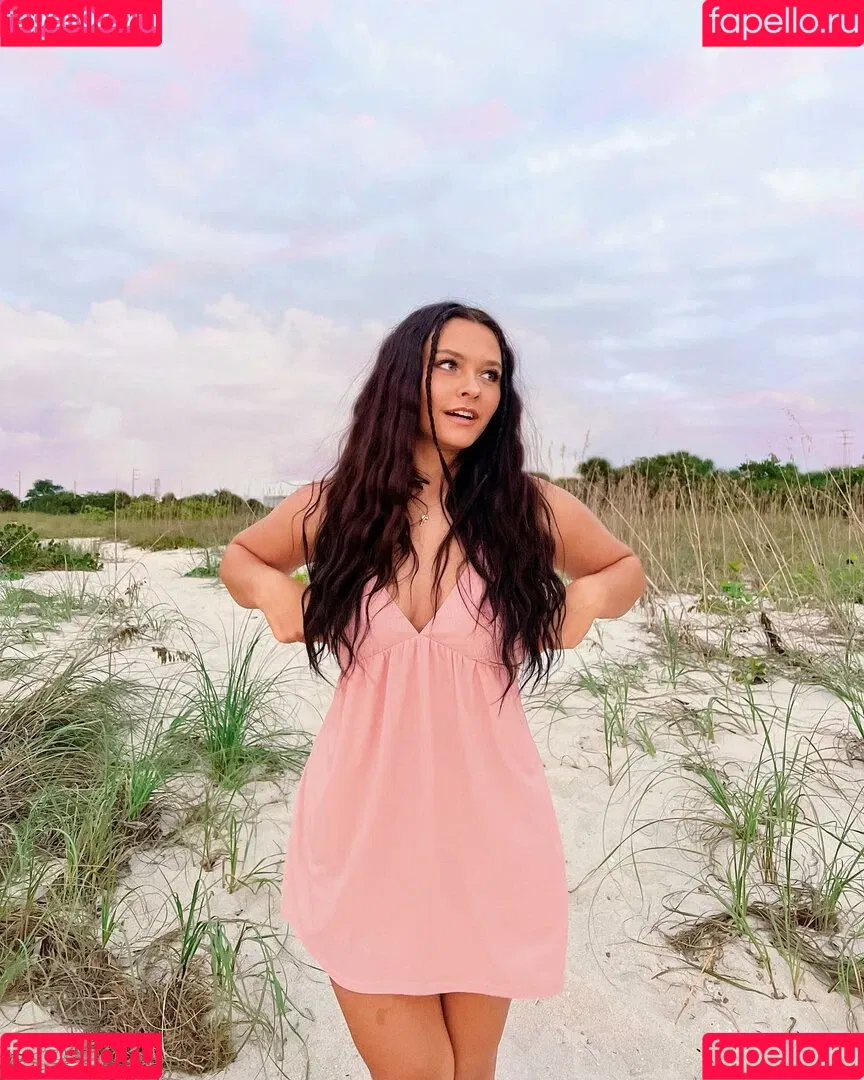 Emma Marie / emmamarie Onlyfans Photo Gallery 
