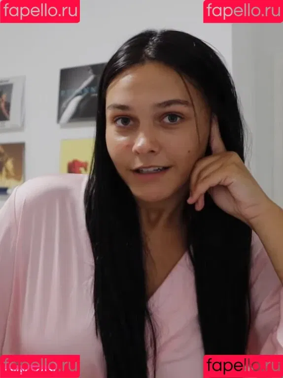 Emma Marie / emmamarie Onlyfans Photo Gallery 