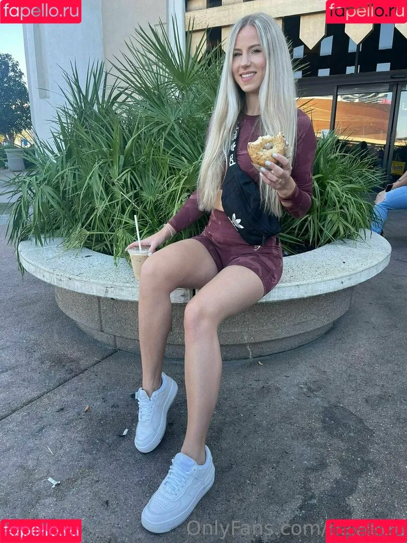 Hayleex / haylee_cb Onlyfans Photo Gallery 