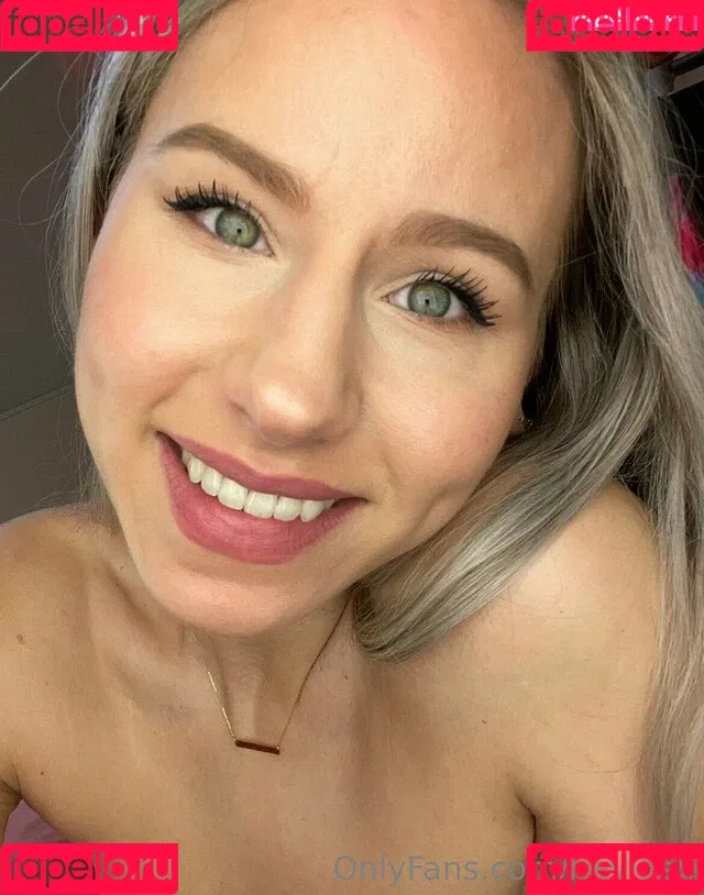Hayleex / haylee_cb Onlyfans Photo Gallery 