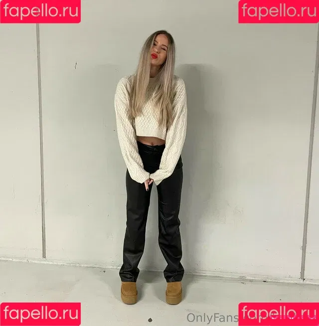 Hayleex / haylee_cb Onlyfans Photo Gallery 