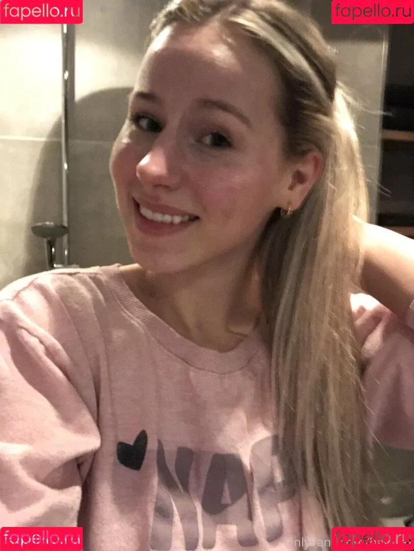 Hayleex / haylee_cb Onlyfans Photo Gallery 