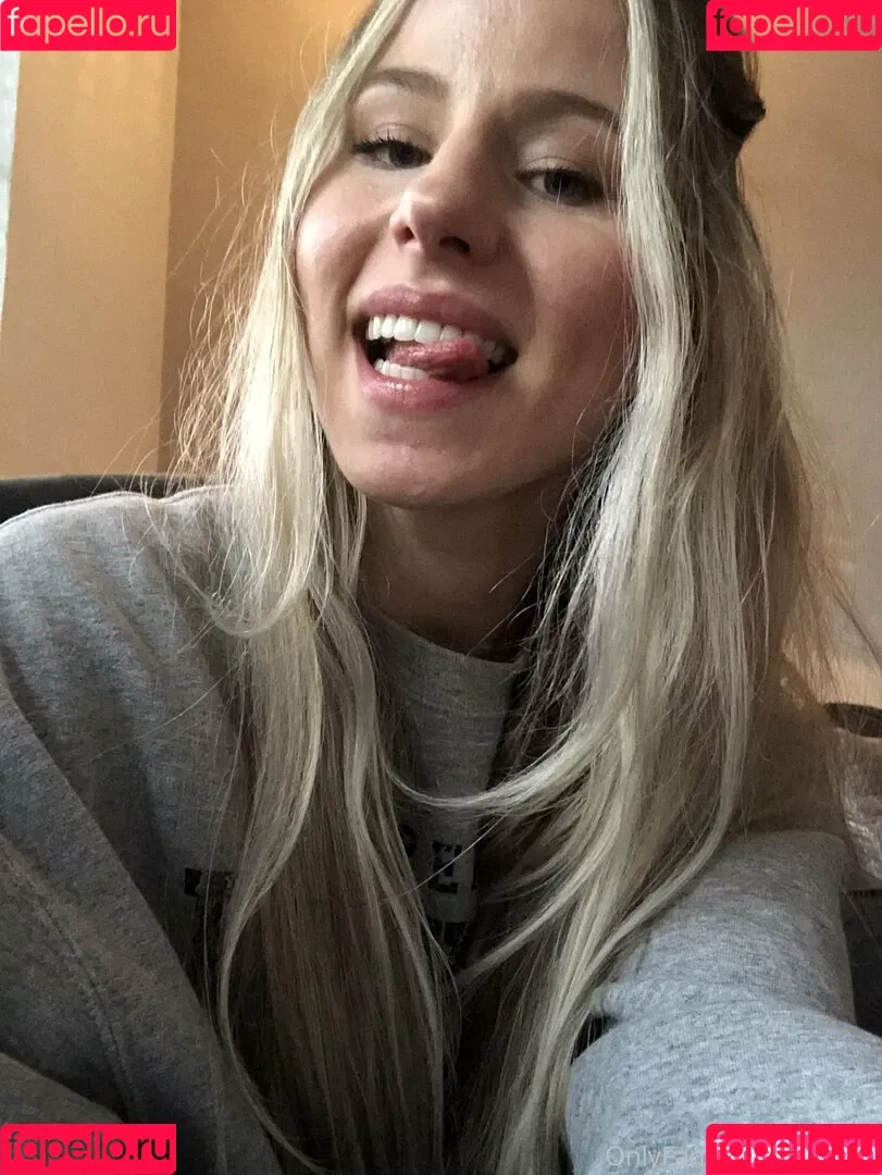 Hayleex / haylee_cb Onlyfans Photo Gallery 
