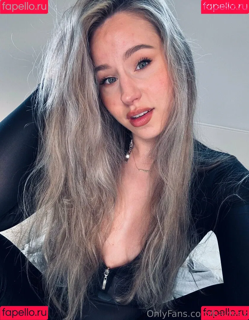 Hayleex / haylee_cb Onlyfans Photo Gallery 