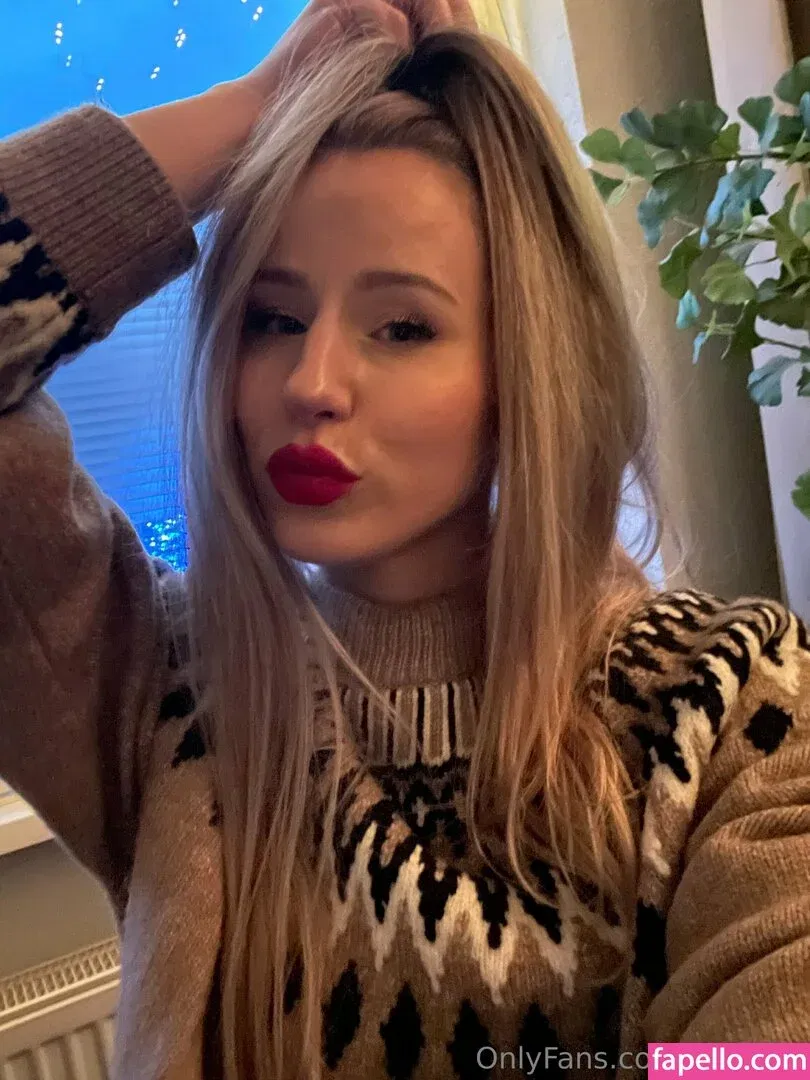 Hayleex / haylee_cb Onlyfans Photo Gallery 