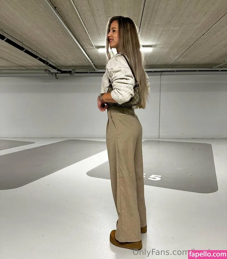 Hayleex / haylee_cb Onlyfans Photo Gallery 