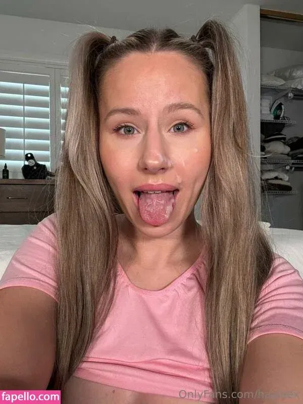 Hayleex / haylee_cb Onlyfans Photo Gallery 