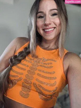 Hayleex / haylee_cb Onlyfans Photo Gallery 