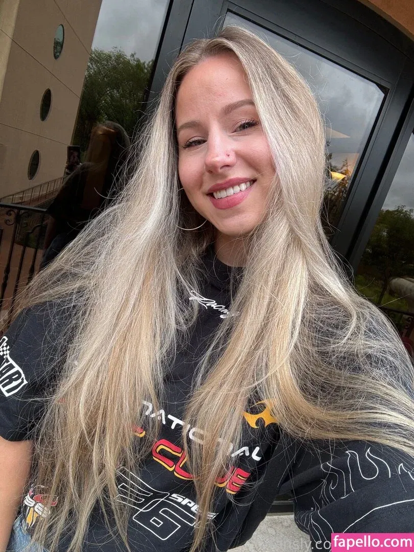 Hayleex / haylee_cb Onlyfans Photo Gallery 