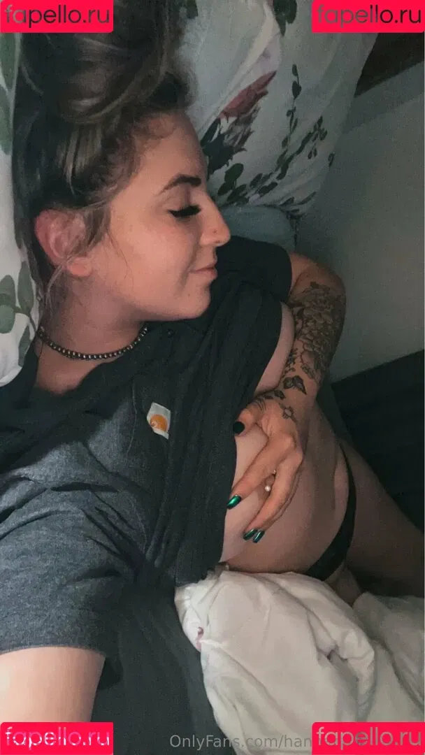 Hannabanana123 / Hannagrace482 / Hannagreenfield123 / hananabanana123 Onlyfans Photo Gallery 