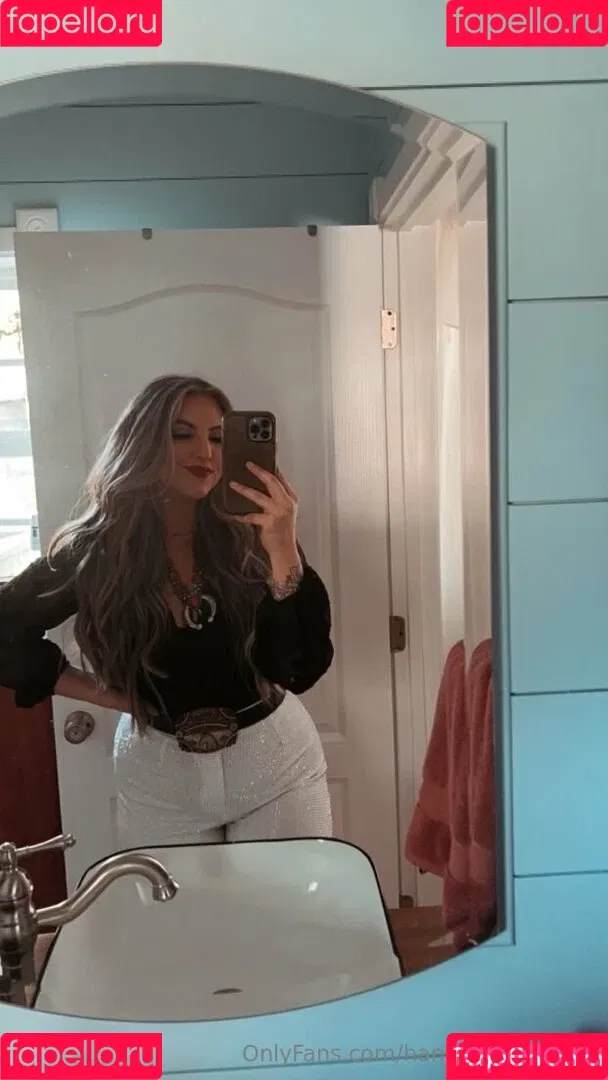 Hannabanana123 / Hannagrace482 / Hannagreenfield123 / hananabanana123 Onlyfans Photo Gallery 