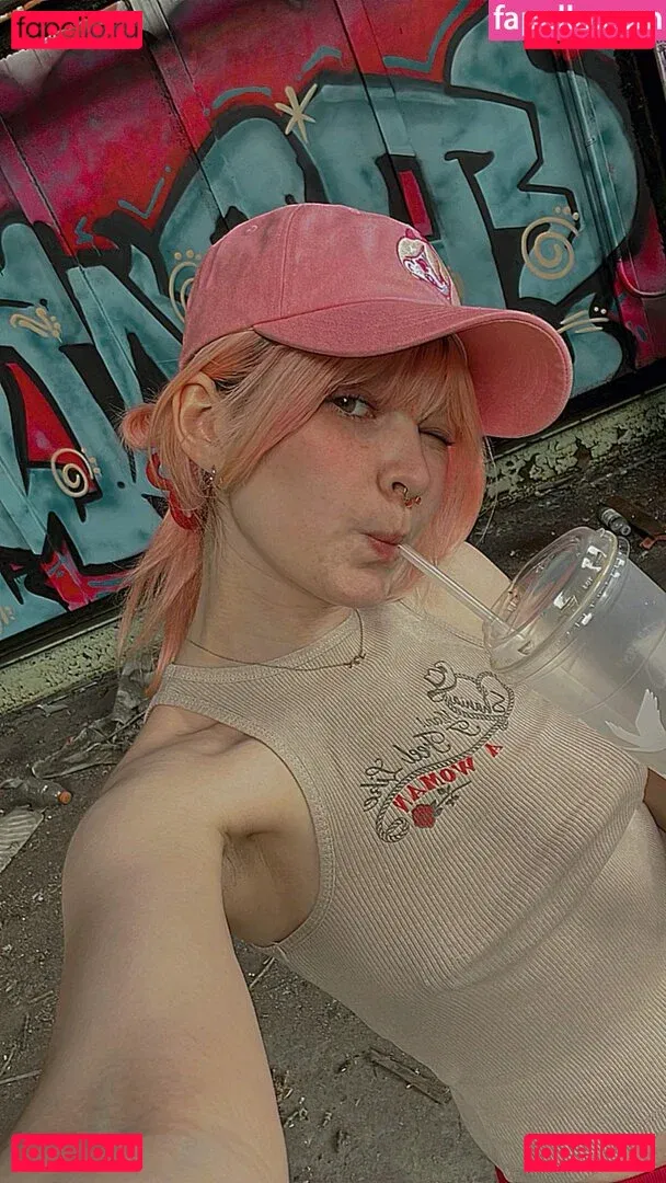 lawlietigerpony Onlyfans Photo Gallery 