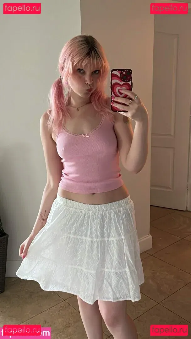 lawlietigerpony Onlyfans Photo Gallery 