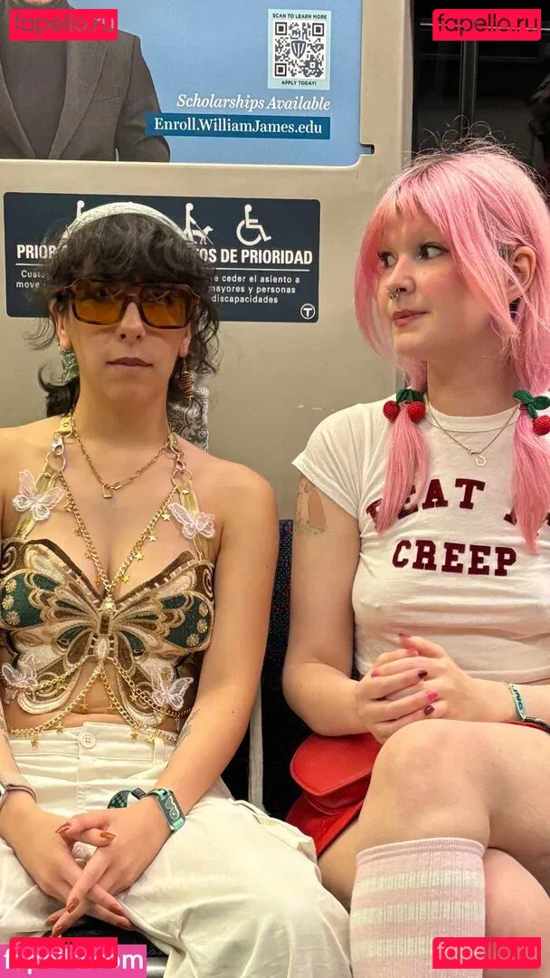 lawlietigerpony Onlyfans Photo Gallery 