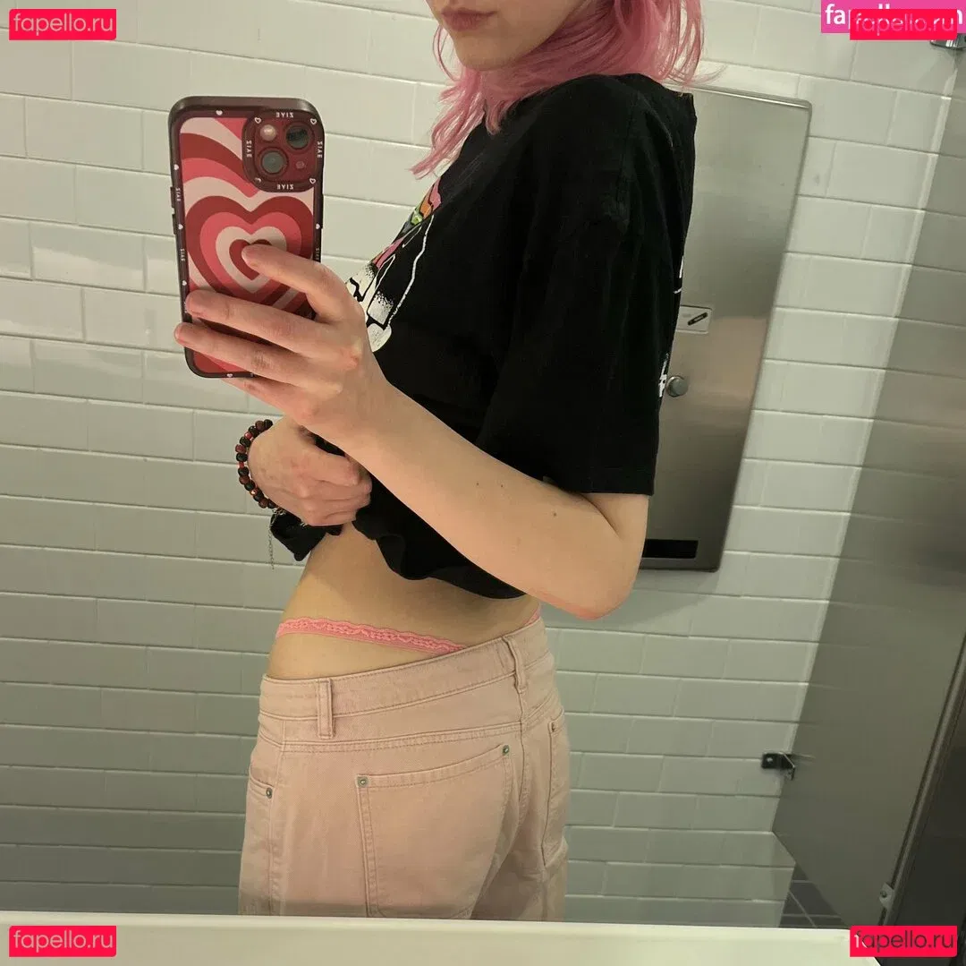 lawlietigerpony Onlyfans Photo Gallery 