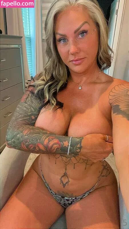 Prettyinked / prettyinked_24 Onlyfans Photo Gallery 