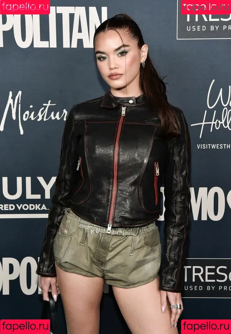 Paris Berelc / theparisberelc Onlyfans Photo Gallery 
