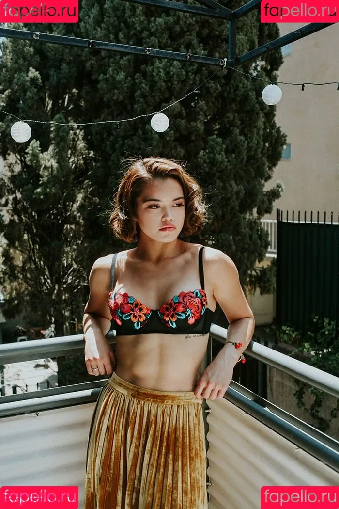 Paris Berelc / theparisberelc Onlyfans Photo Gallery 
