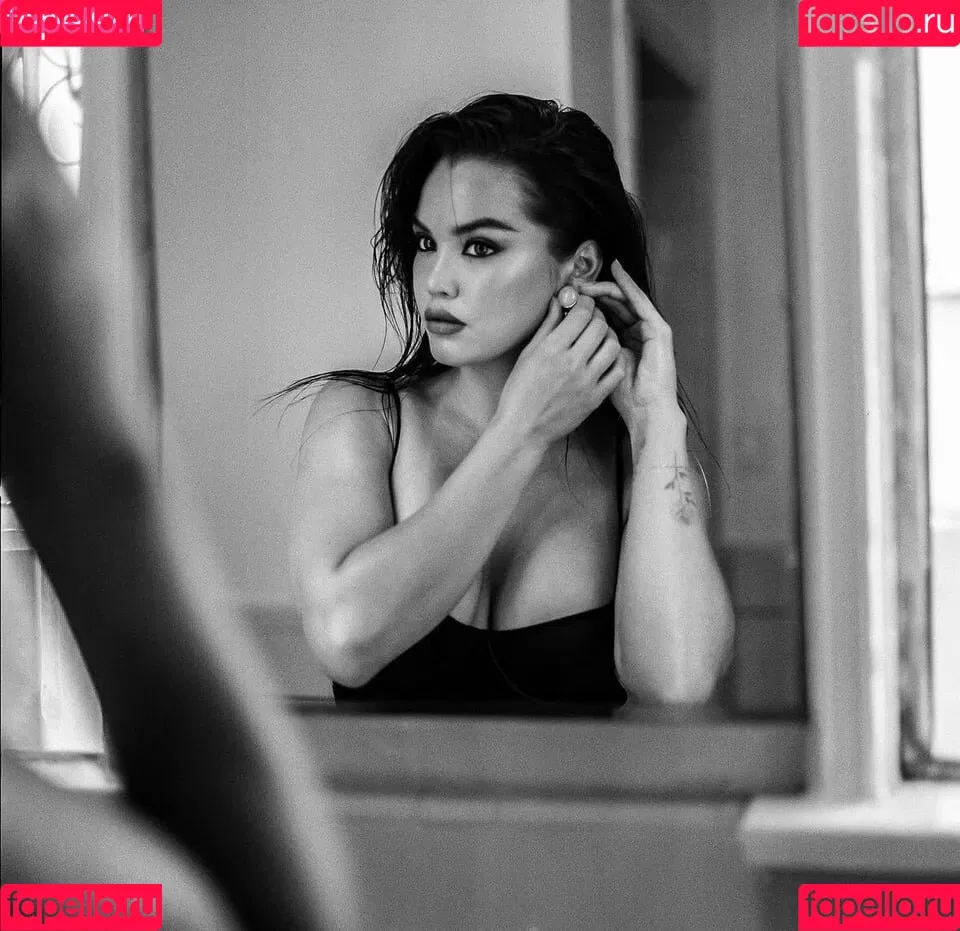 Paris Berelc / theparisberelc Onlyfans Photo Gallery 