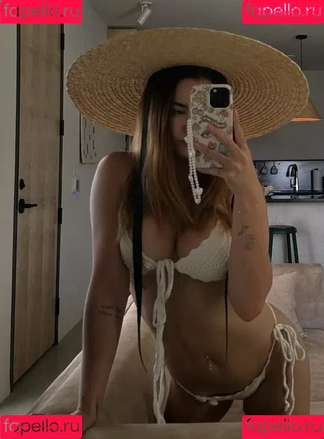 Paris Berelc / theparisberelc Onlyfans Photo Gallery 