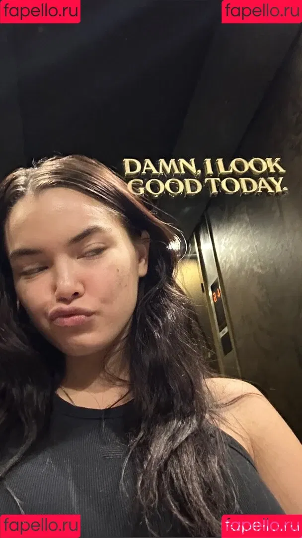 Paris Berelc / theparisberelc Onlyfans Photo Gallery 