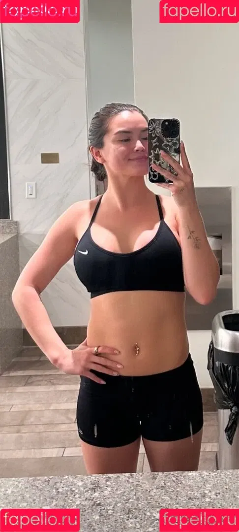 Paris Berelc / theparisberelc Onlyfans Photo Gallery 
