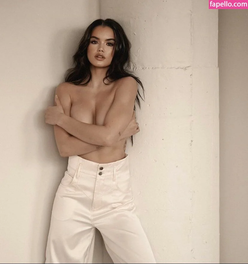 Paris Berelc / theparisberelc Onlyfans Photo Gallery 