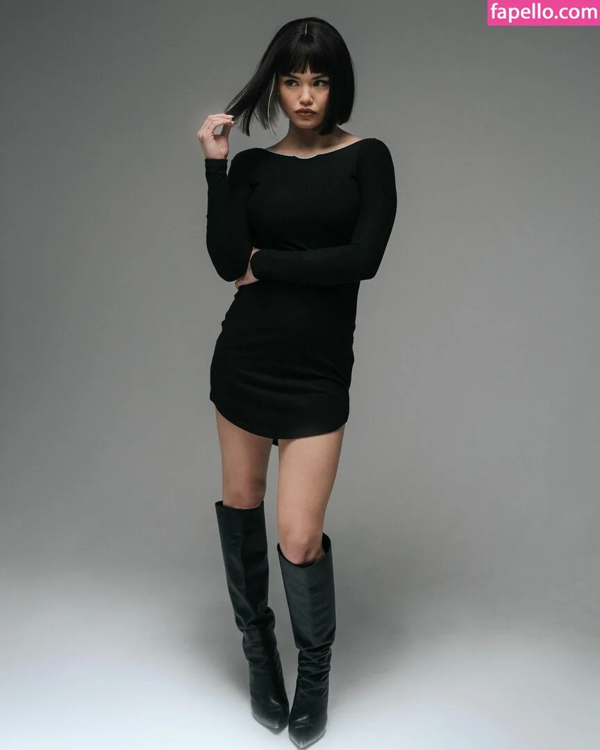 Paris Berelc / theparisberelc Onlyfans Photo Gallery 