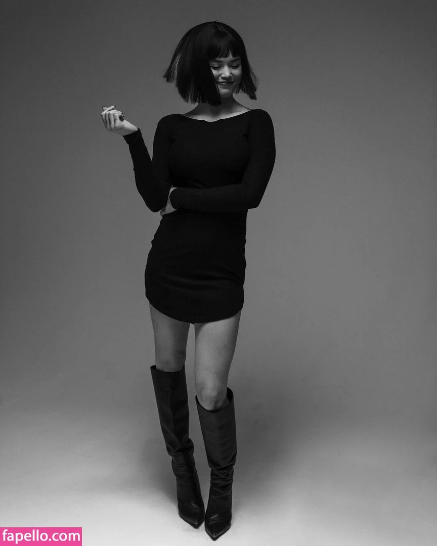 Paris Berelc / theparisberelc Onlyfans Photo Gallery 