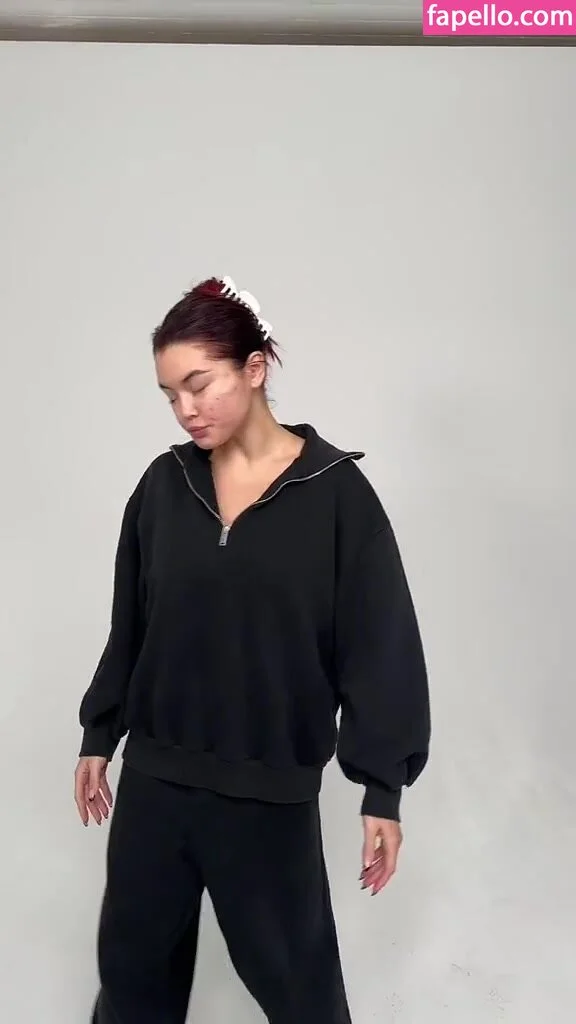 Paris Berelc / theparisberelc Onlyfans Photo Gallery 