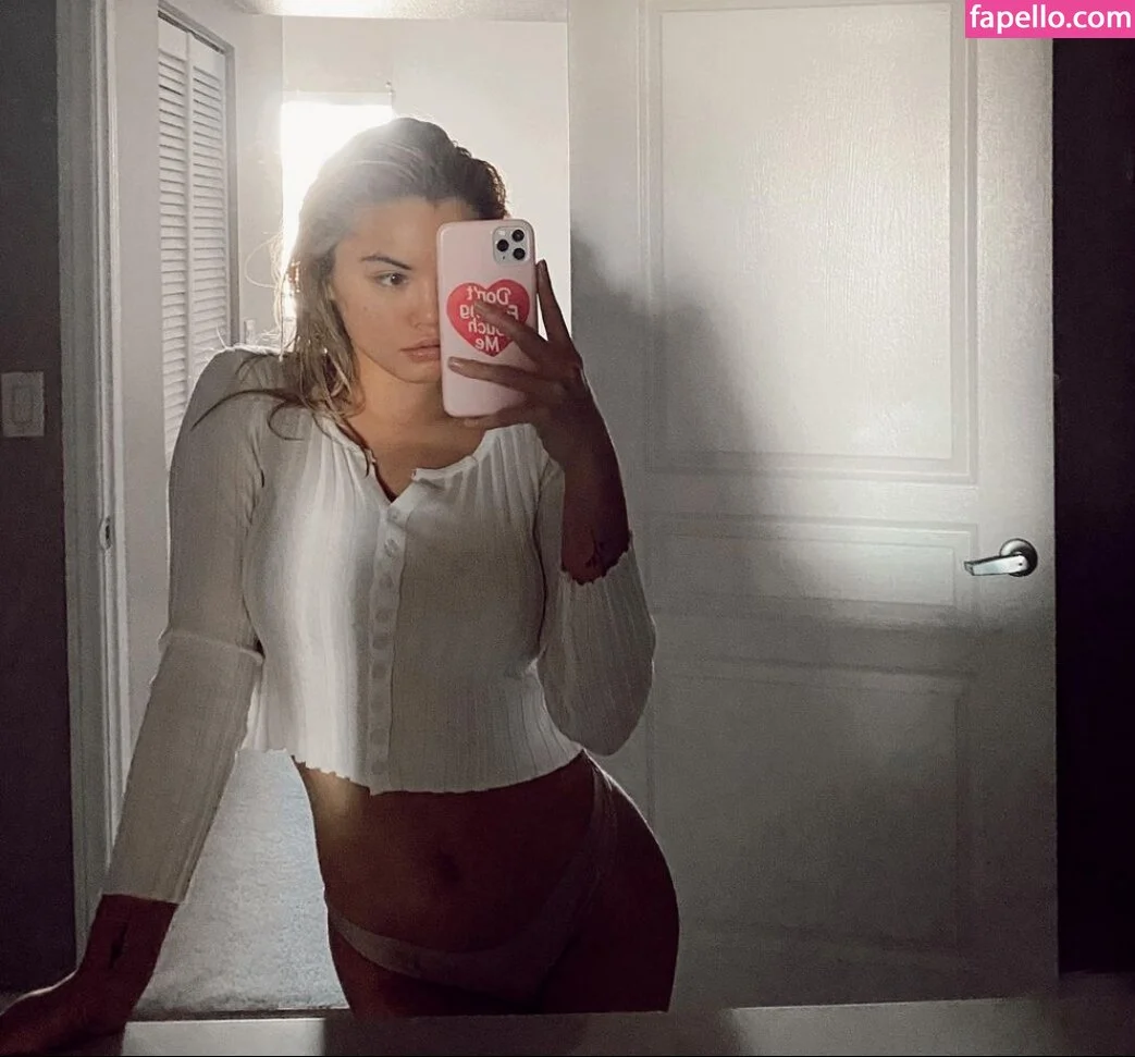 Paris Berelc / theparisberelc Onlyfans Photo Gallery 