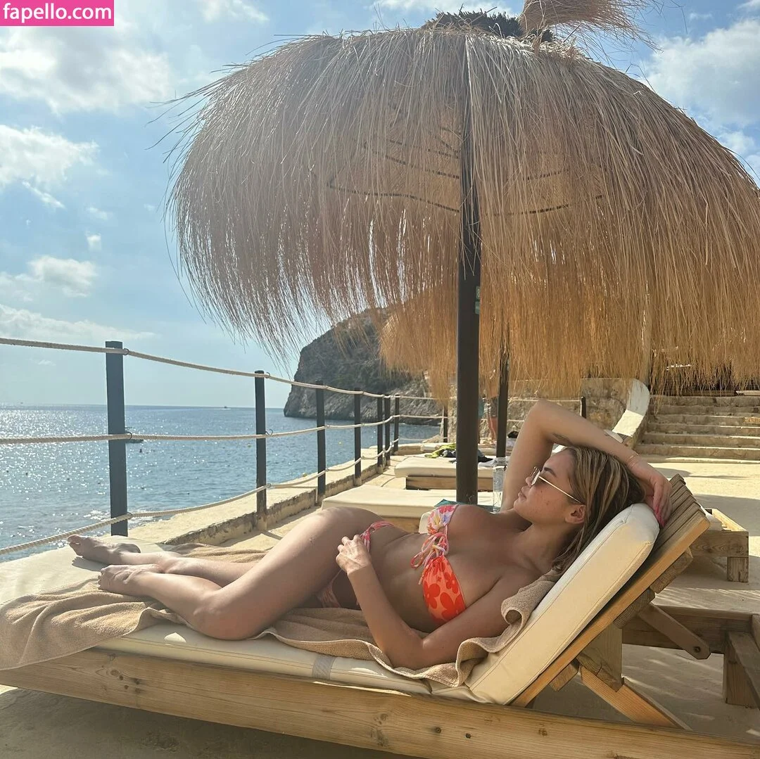 Paris Berelc / theparisberelc Onlyfans Photo Gallery 