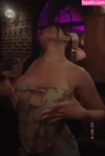 Paris Berelc / theparisberelc Onlyfans Photo Gallery 